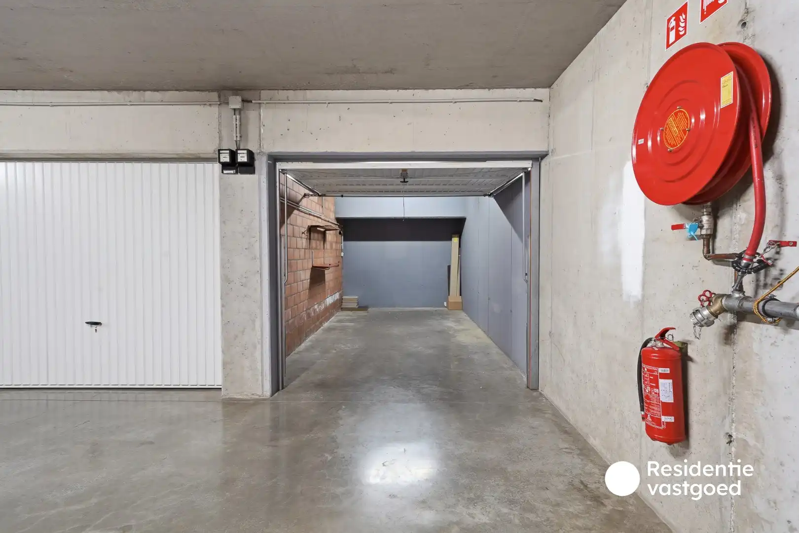 Ruim en verzorgd duplexappartement in het centrum van Eernegem foto 21