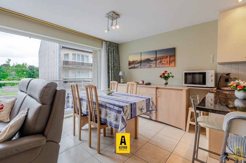 Instapklaar appartement in doodlopende straat nabij zee! foto 7