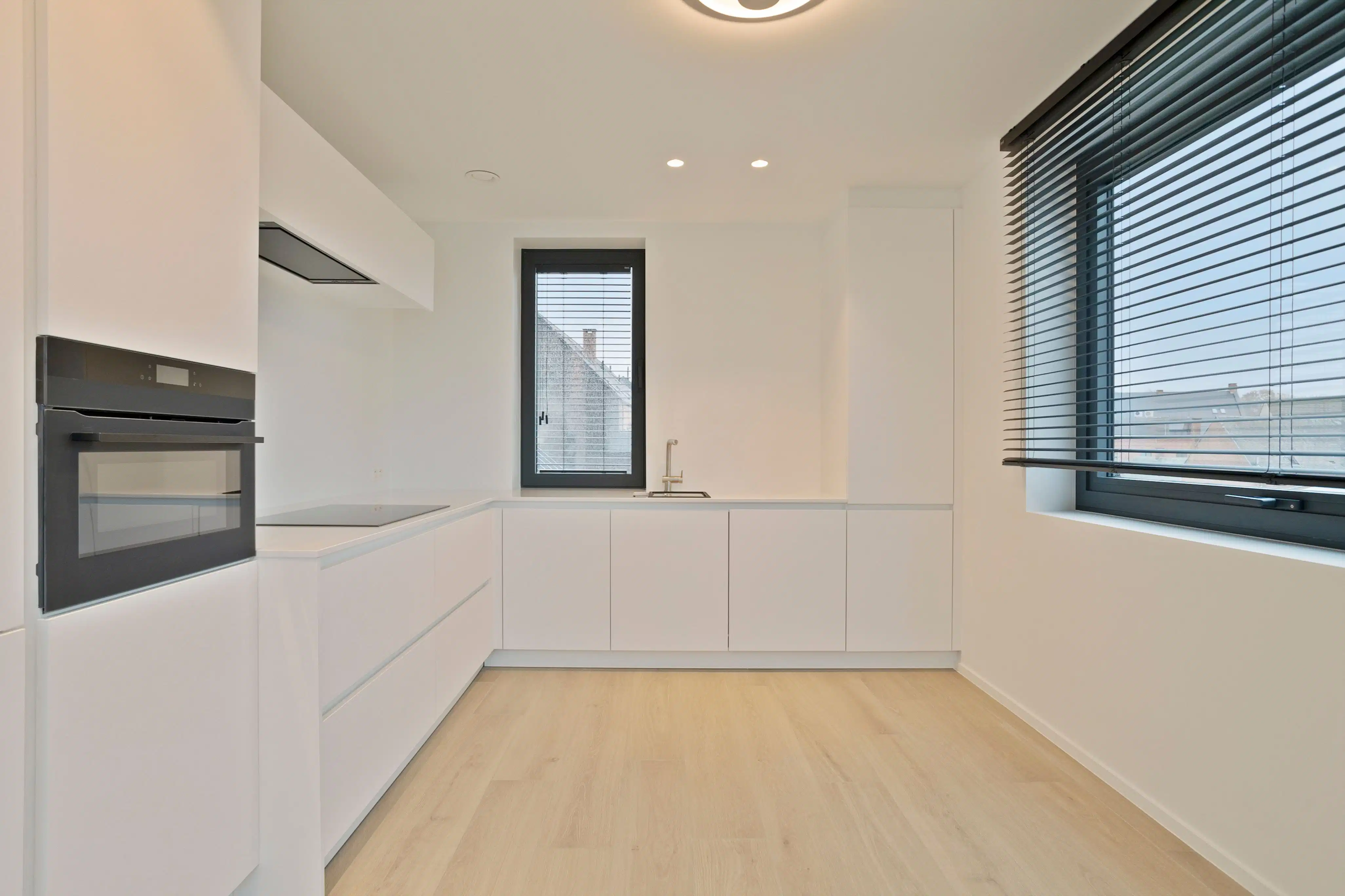 Appartement Te Huur foto 11