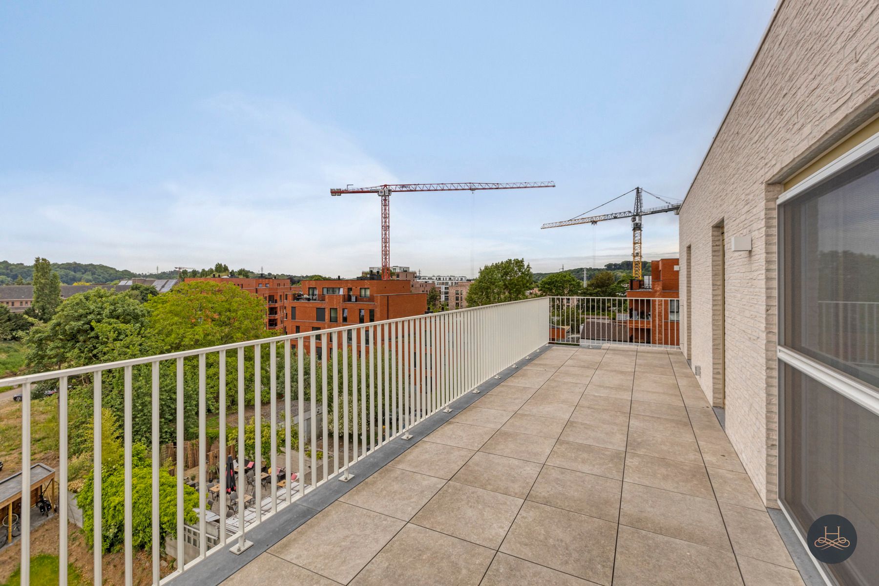 Uniek, ruim dakappartement met staanplaats en zicht op groen foto 19