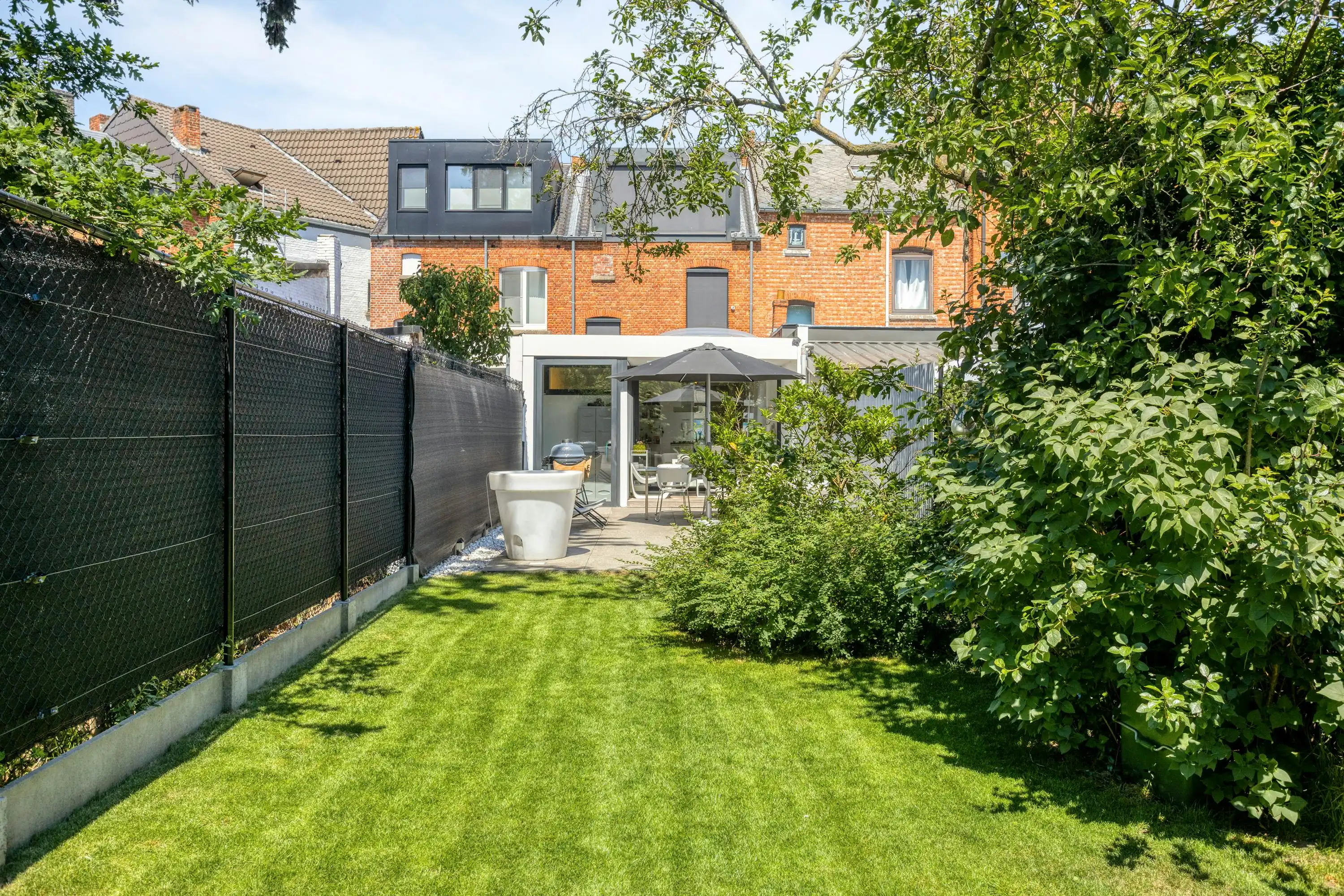 Charmante woning op toplocatie met prachtige tuin in Runkst foto 24