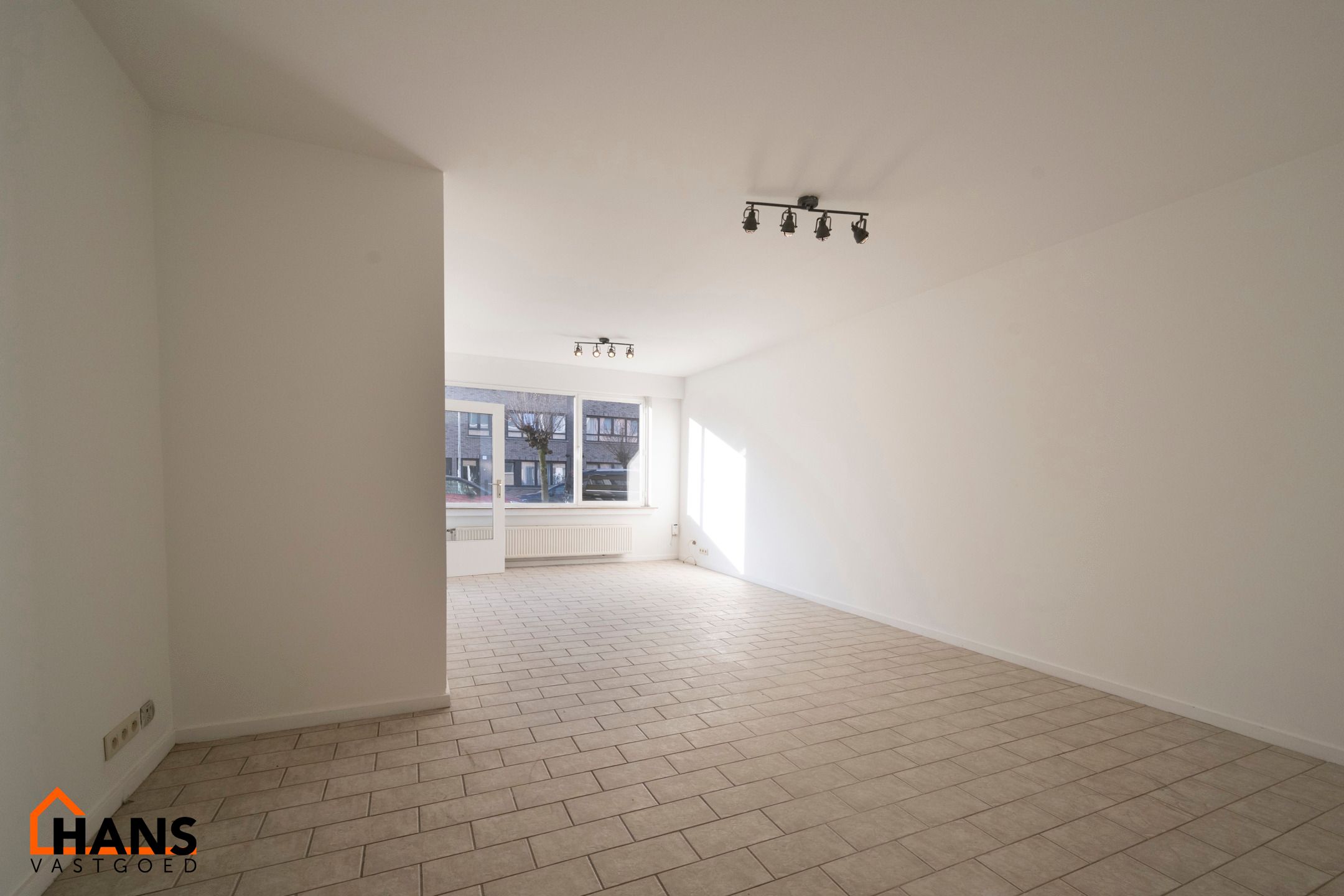 Gelijkvloer sappartement; garage optioneel. foto 2