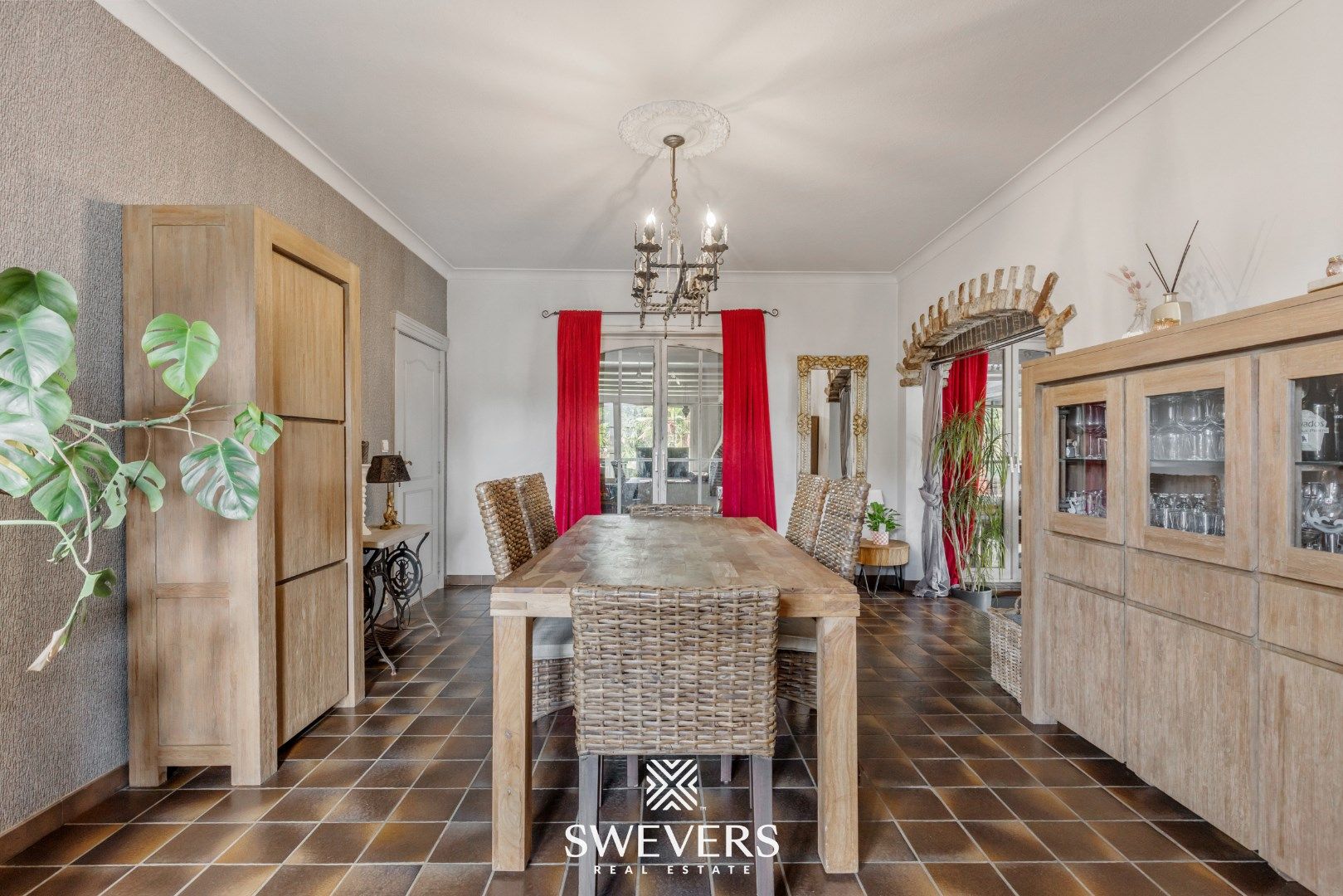 Verrassend riante woning met zes slaapkamers te Heusden-Zolder foto 9