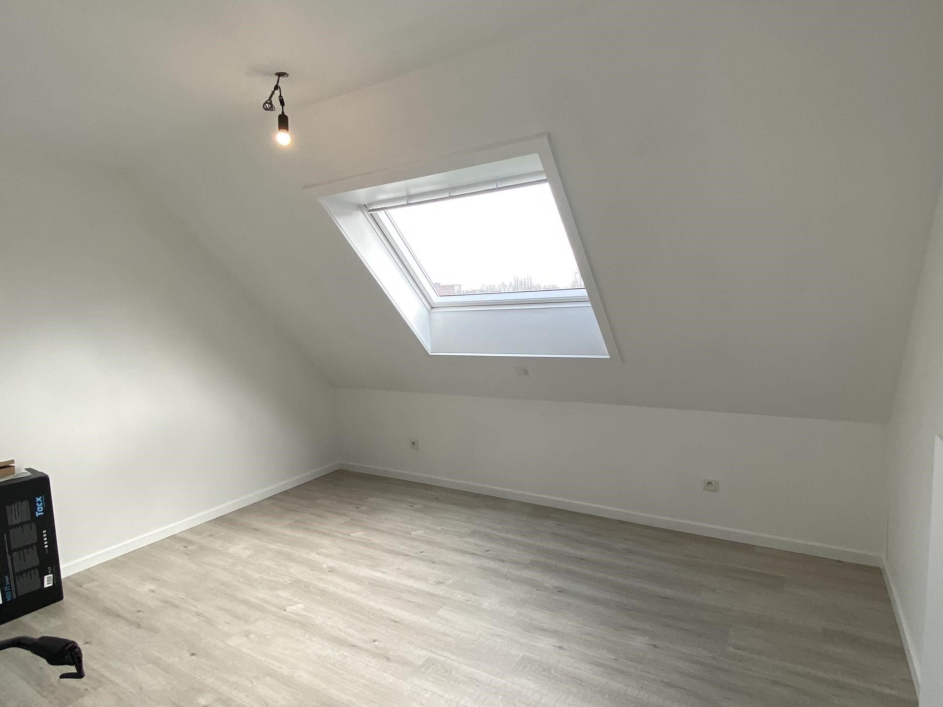 Recente topwoning te huur in Kuurne foto 16