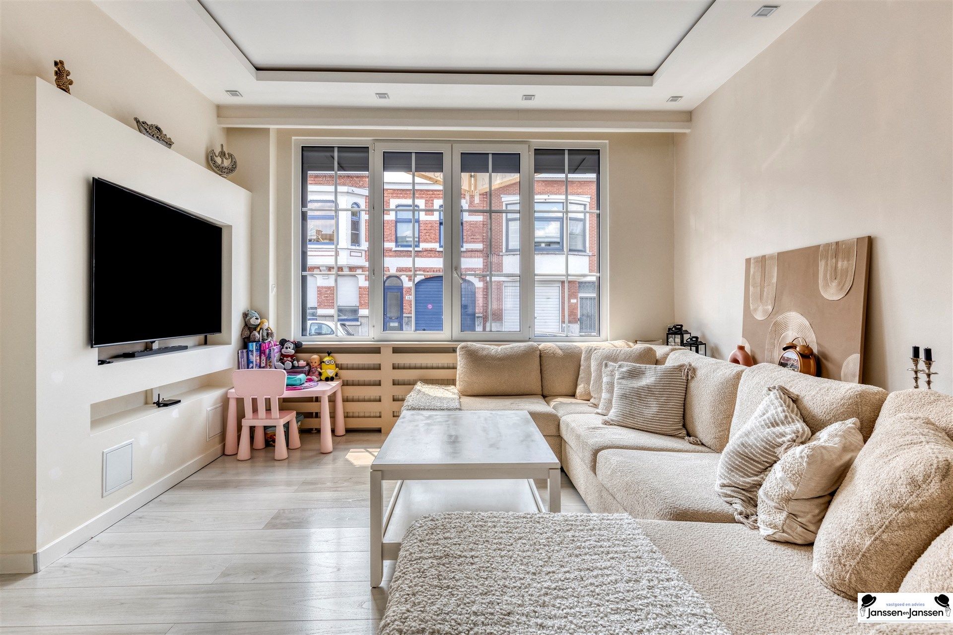 Gerenoveerde eengezinswoning met 3 slaapkamers.  foto 6