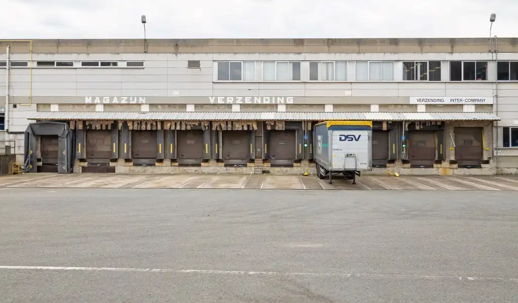 Logistiek bedrijfspand te huur op Vynckier site Gent foto 18