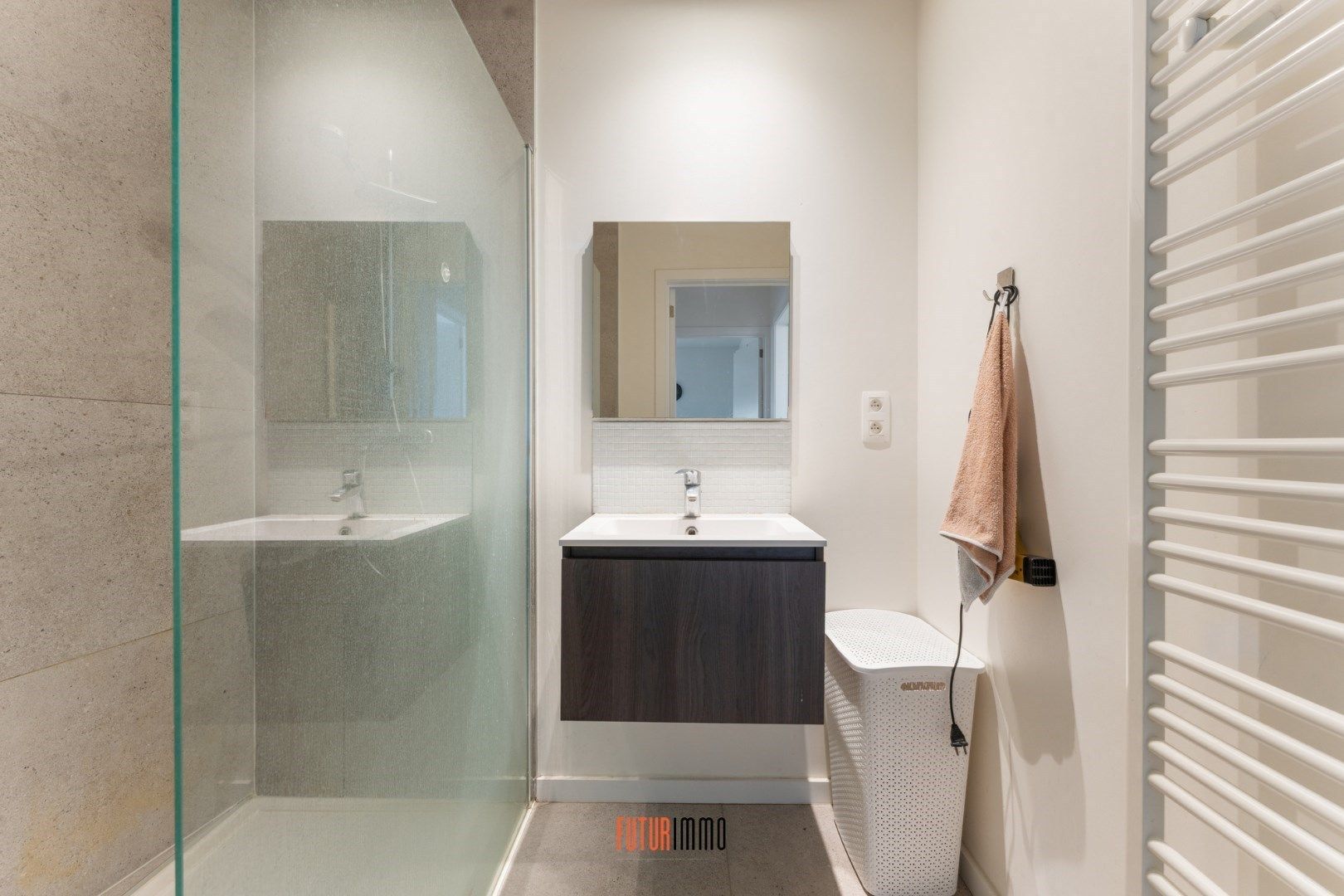 Modern 2-slpk appartement in hartje Rumbeke foto 9