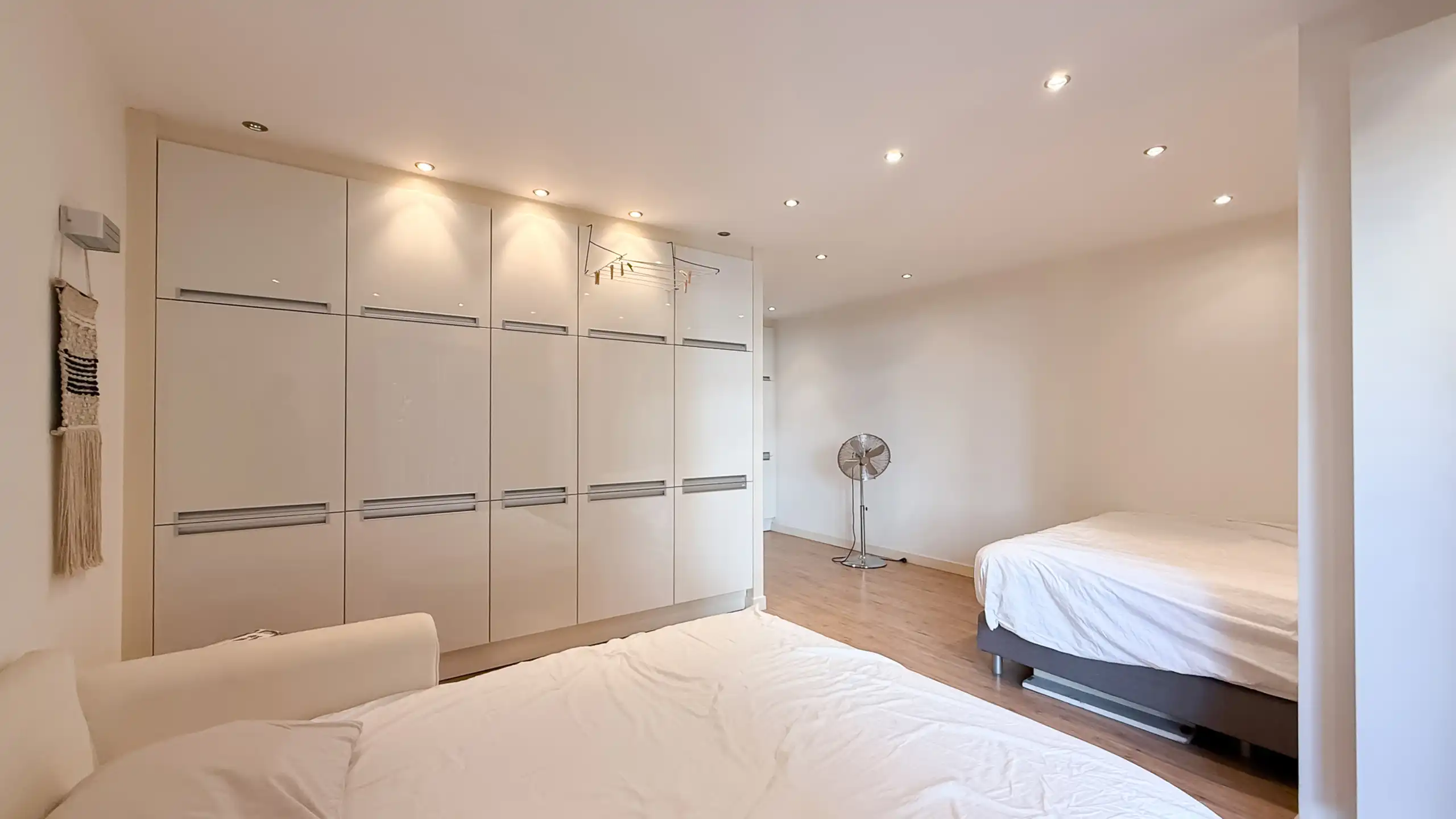 Ruim 1-slaapkamerappartement op toplocatie Kustlaan – Zoute foto 14