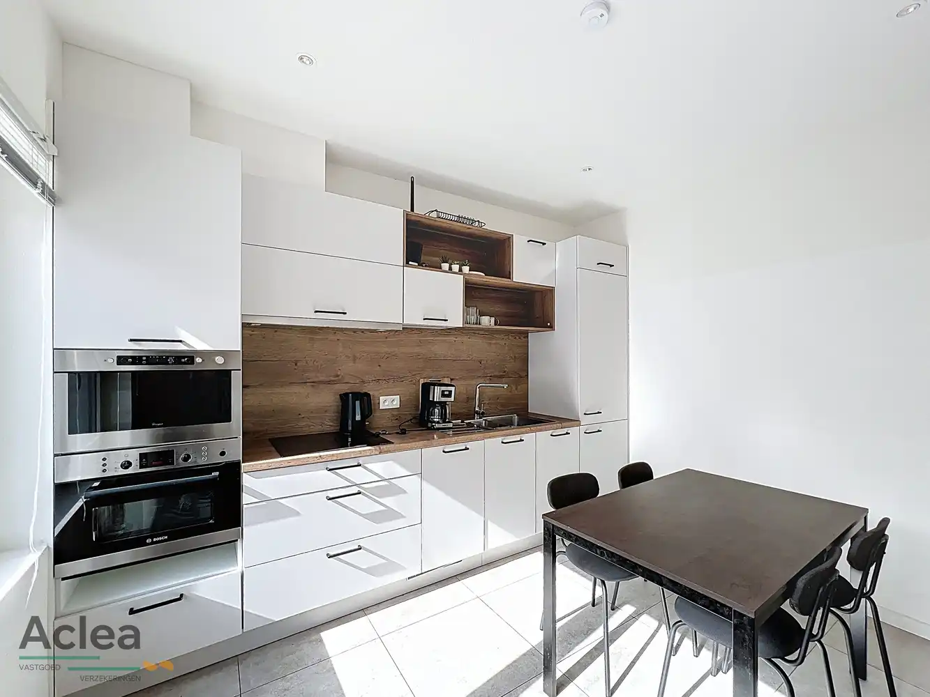 Gerenoveerde woning met 4 slpk foto 2