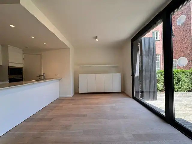STAPELWONING met GARAGE te BRUGGE foto 9