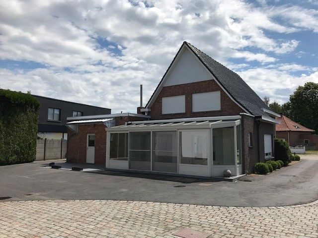 Karaktervolle Woning (OB) 3 Slpk met Magazijnruimte 100m² foto 2
