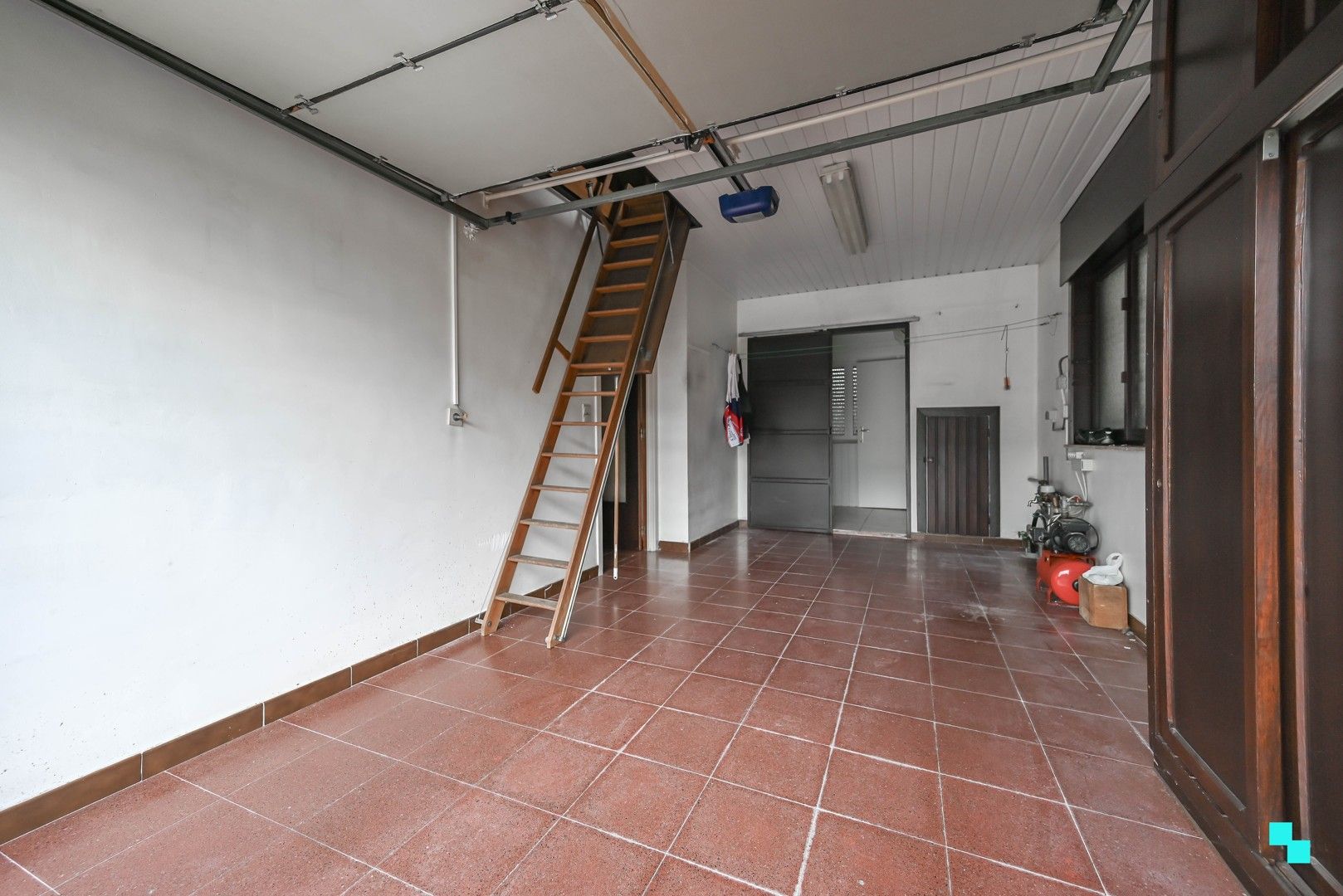 Vrijstaande woning in landelijke stijl in doodlopende straat te Ingelmunster foto 27