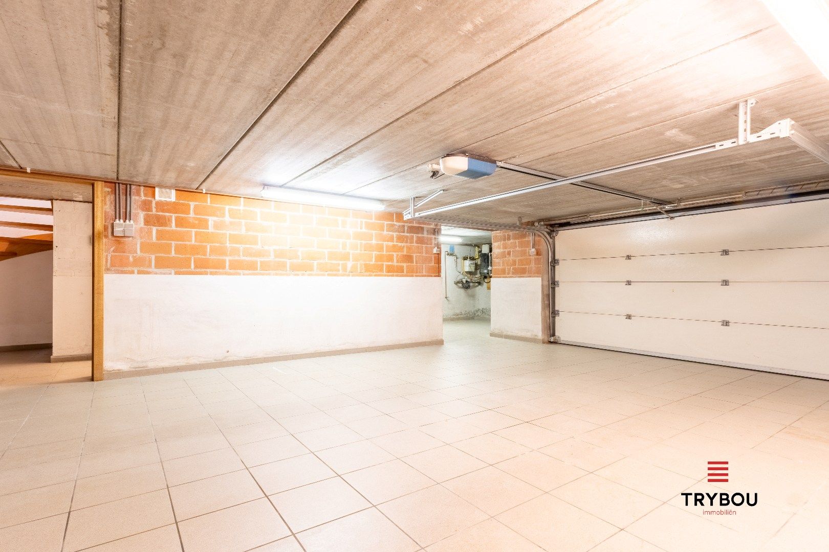 Karaktervolle gezinswoning met 4 slaapkamers op toplocatie foto 23