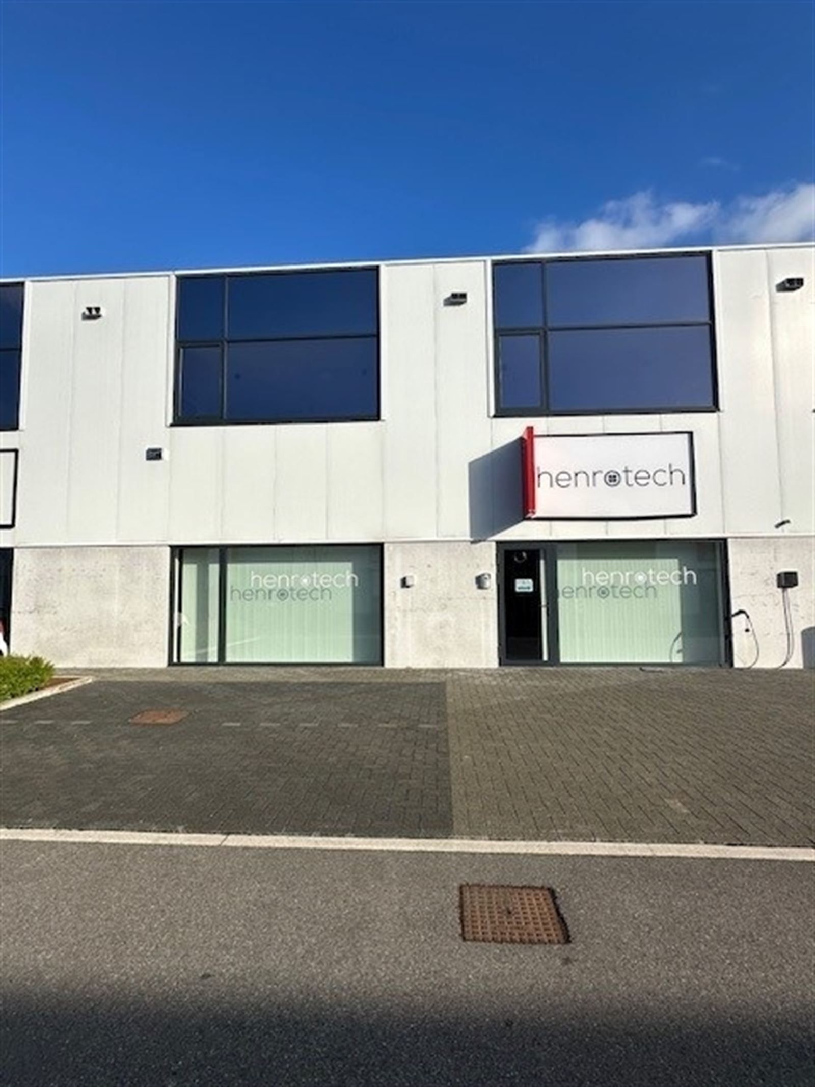 Bedrijfspand  in business park Gate 7 (ultramodern businesspark) foto 13
