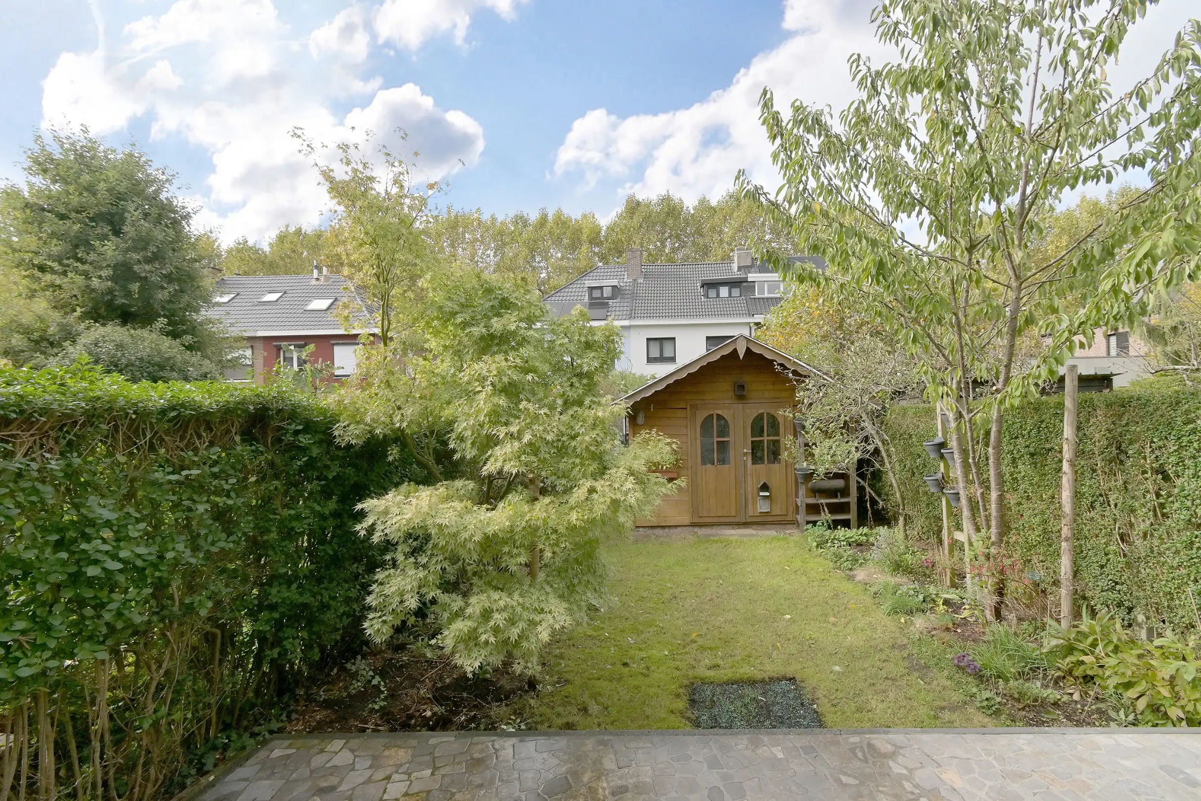 Instapklare woning met 3 slaapkamers en tuin foto 19