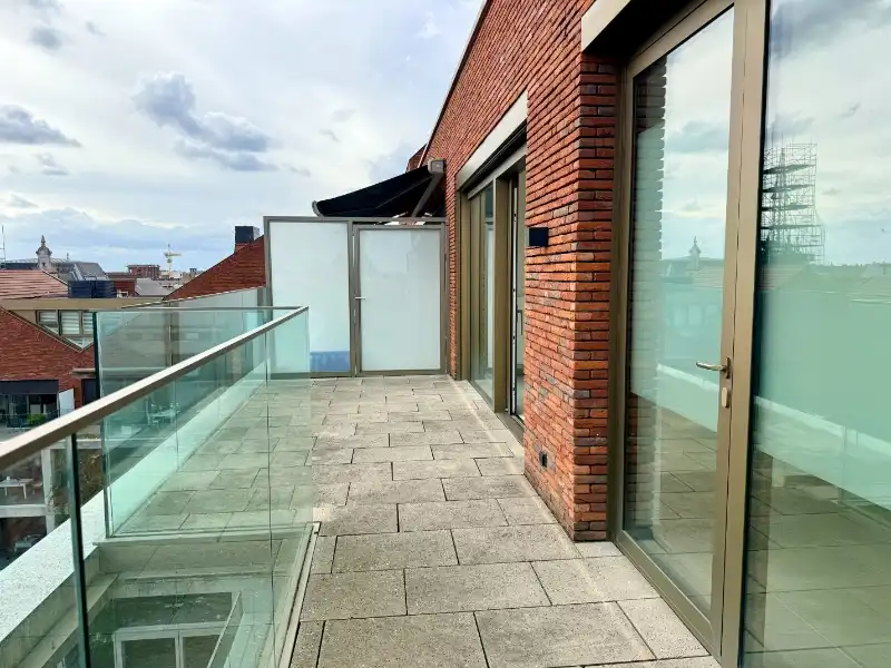 SERVICEFLAT MET GEZELLIG TERRAS foto 7