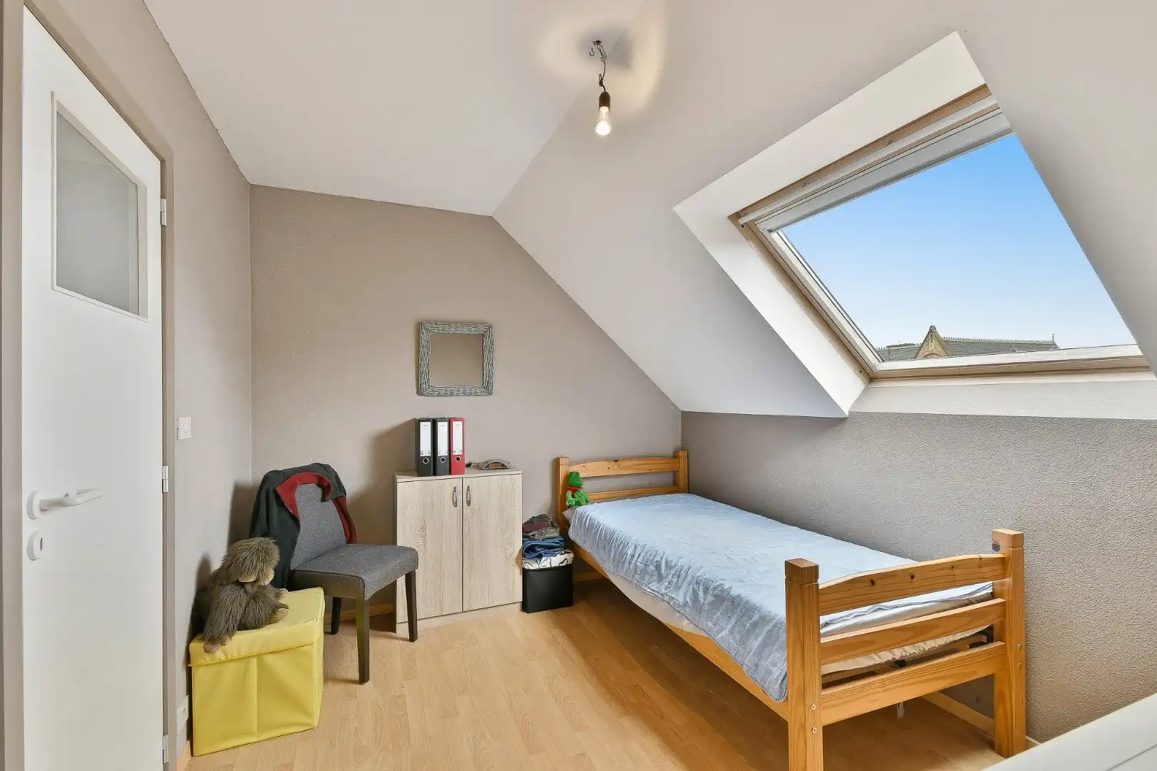 Duplex-appartement in rustige residentie met twee slaapkamers en terras foto 9