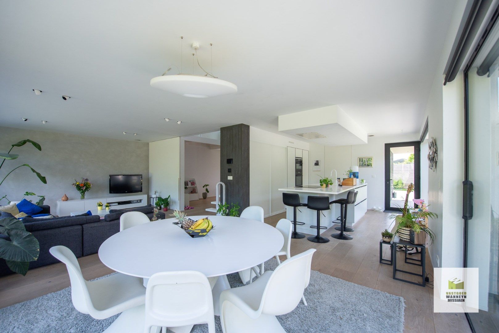 Exclusieve moderne en energiezuinige villa op 950m2 te centrum Wingene foto 9