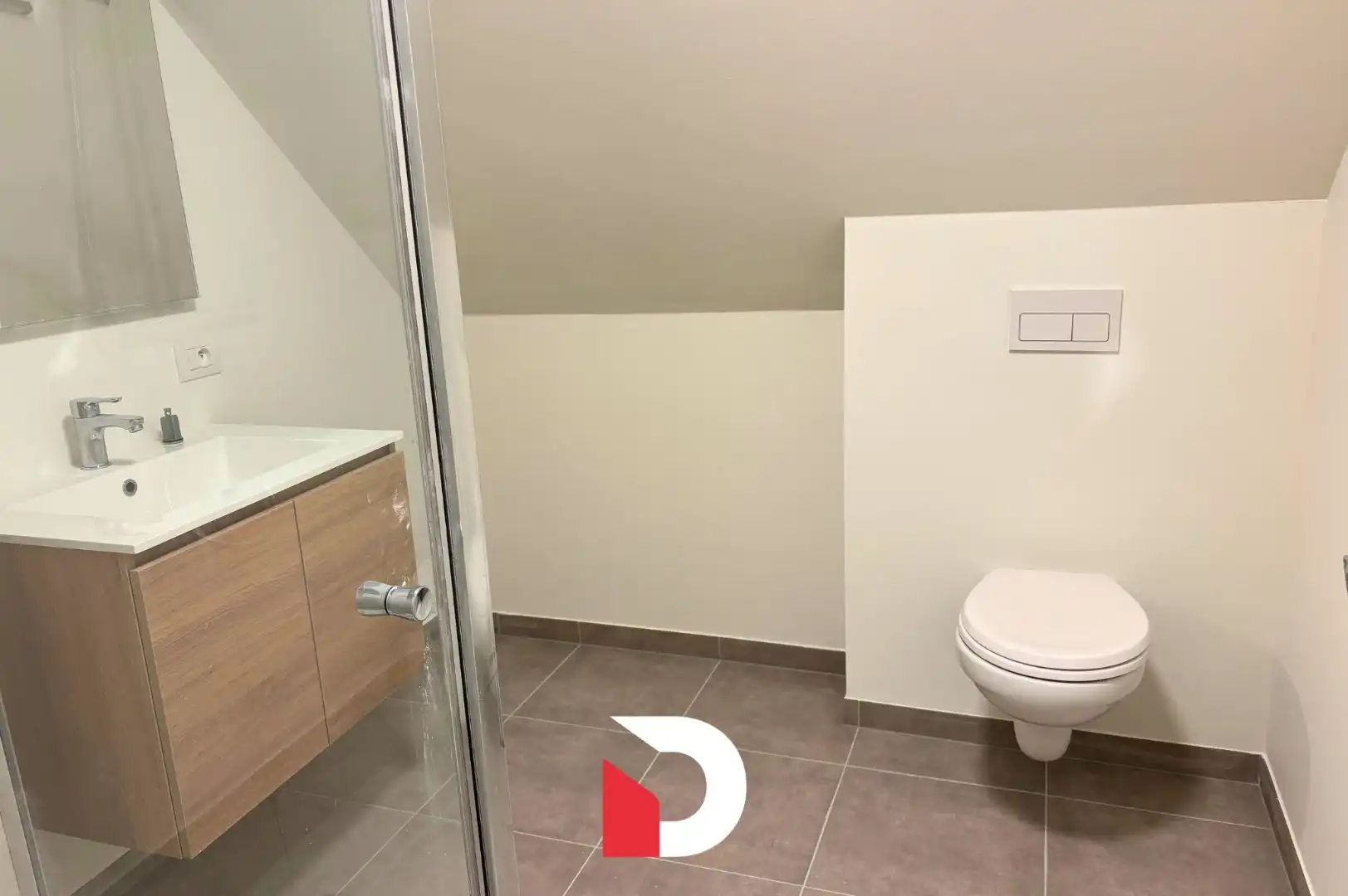 Ruime nieuwbouwwoning met 3 slaapkamers, 2 badkamers. foto 19