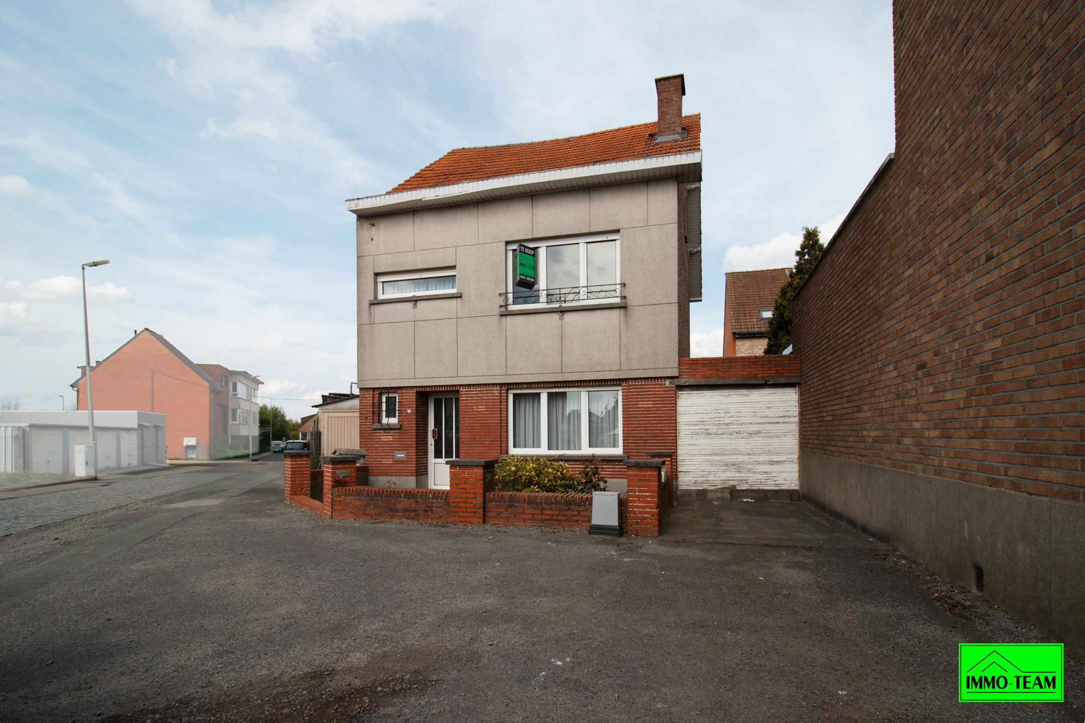 Charmante te renoveren gezinswoning  foto 14