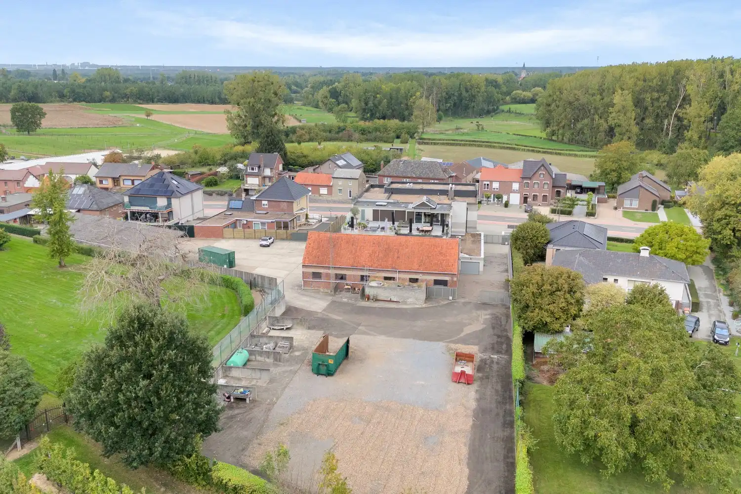 Unieke vastgoedopportuniteit! Ruim bedrijfscomplex met 2 appartementen en exclusief penthouse op 46a 55ca! foto 41