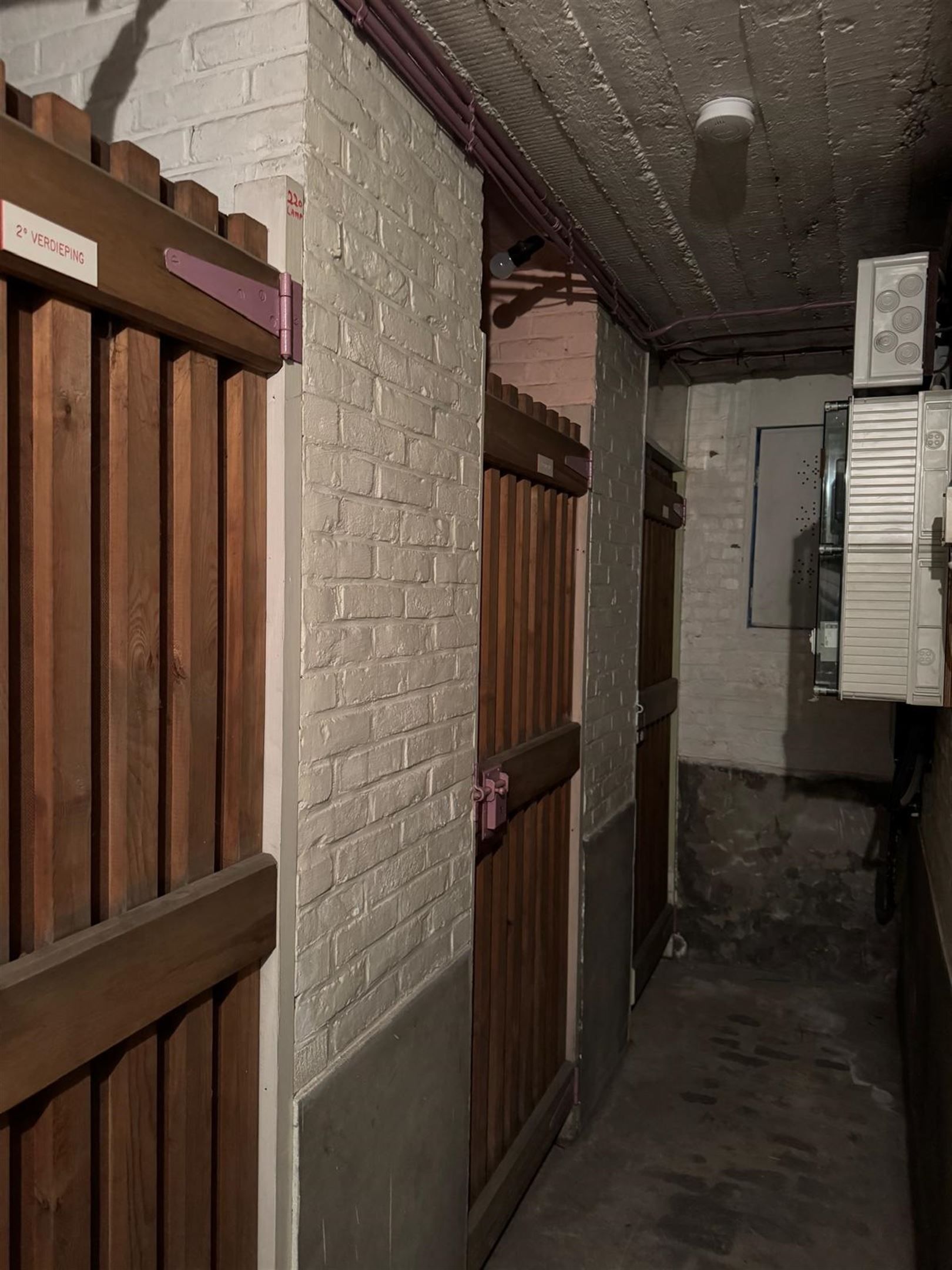 Gelijkvloers appartement met koer in hartje Stad foto 13