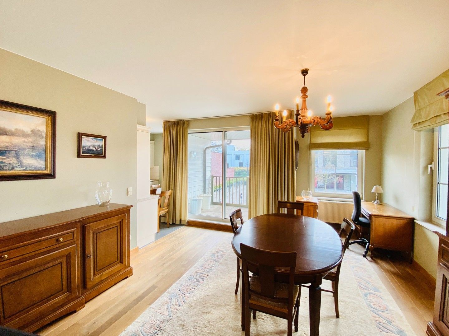 Charmant appartement met garagebox pal in het centrum! foto 2