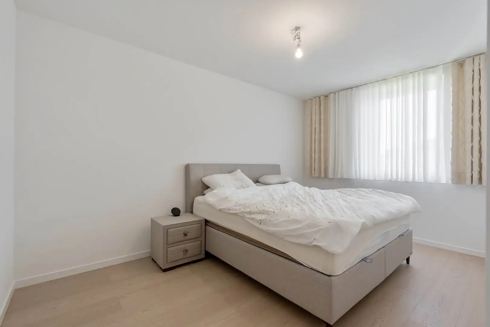Moderne nieuwbouwwoning, 5 slpk, op een perceel van 4a31ca. foto 22