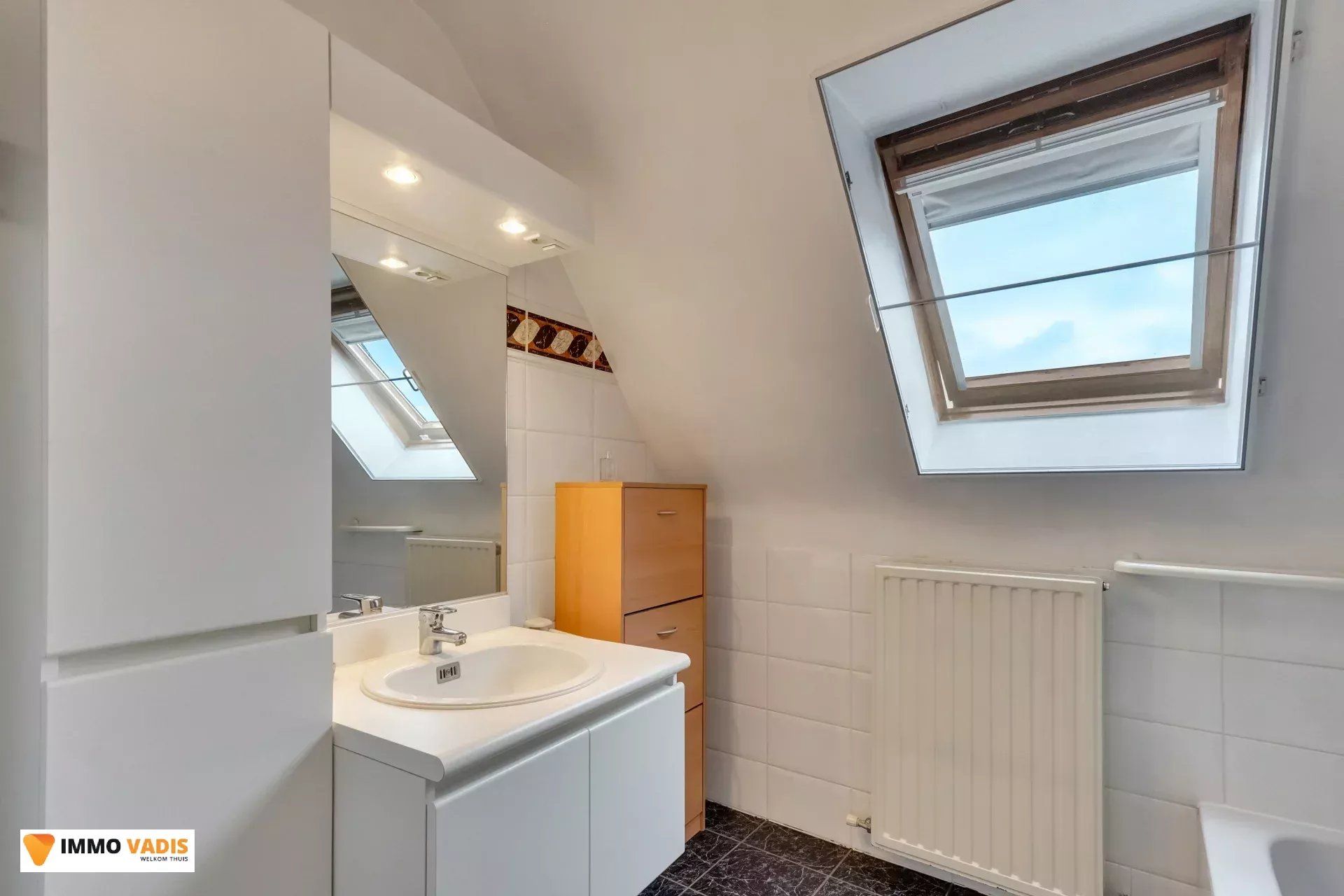 Gezellig appartement in centrum Bilzen foto 6