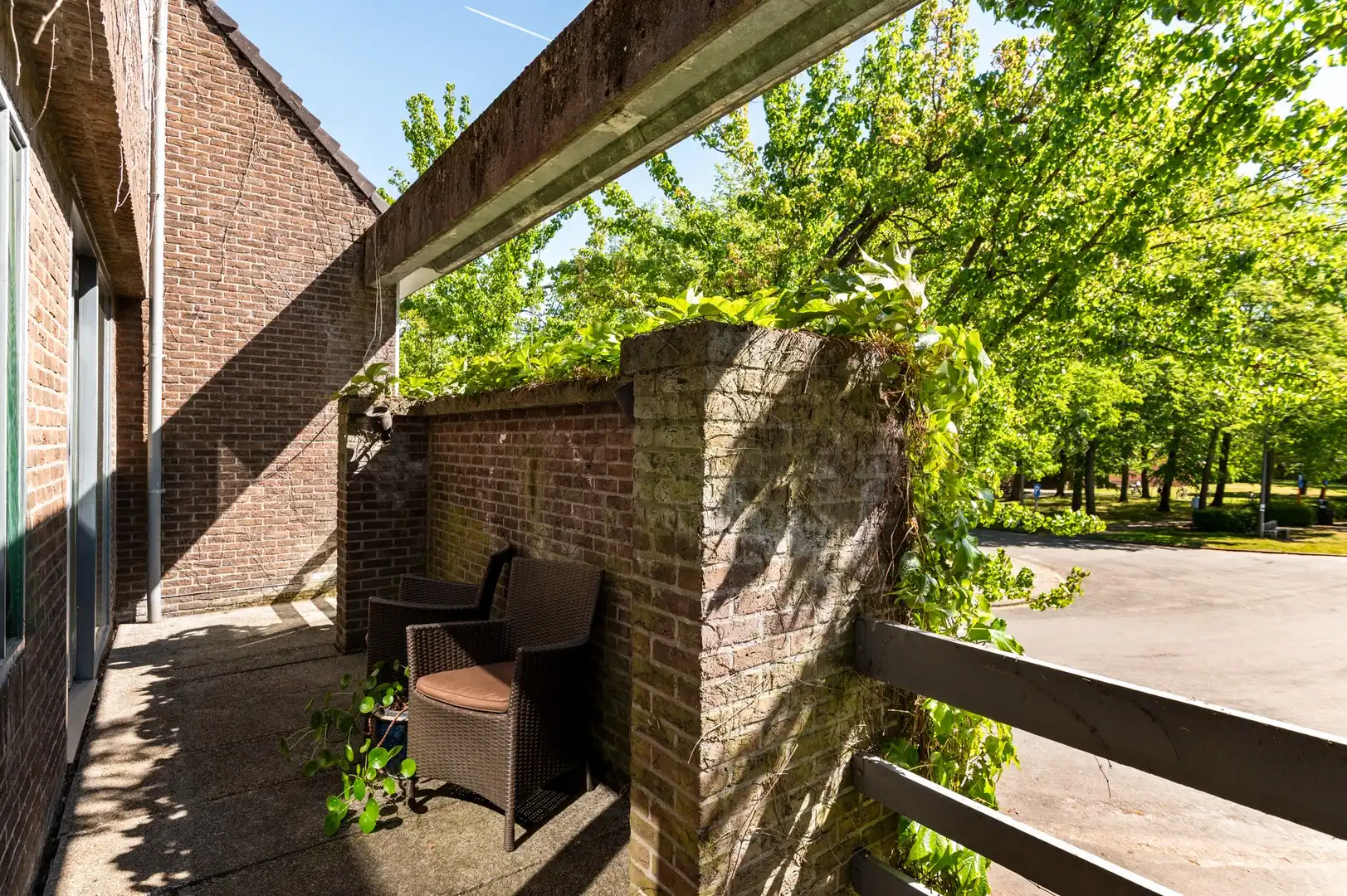 Lichtrijke 4slpk-woning met tuin en polyvalente ruimte foto 26