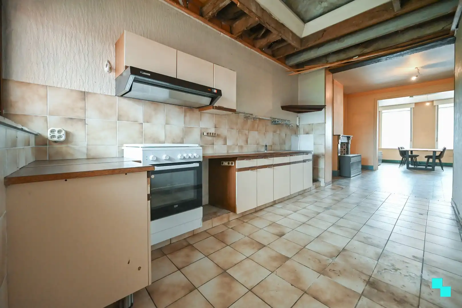 Woonst op riant perceel met ruime opslagruimte/garage foto 11