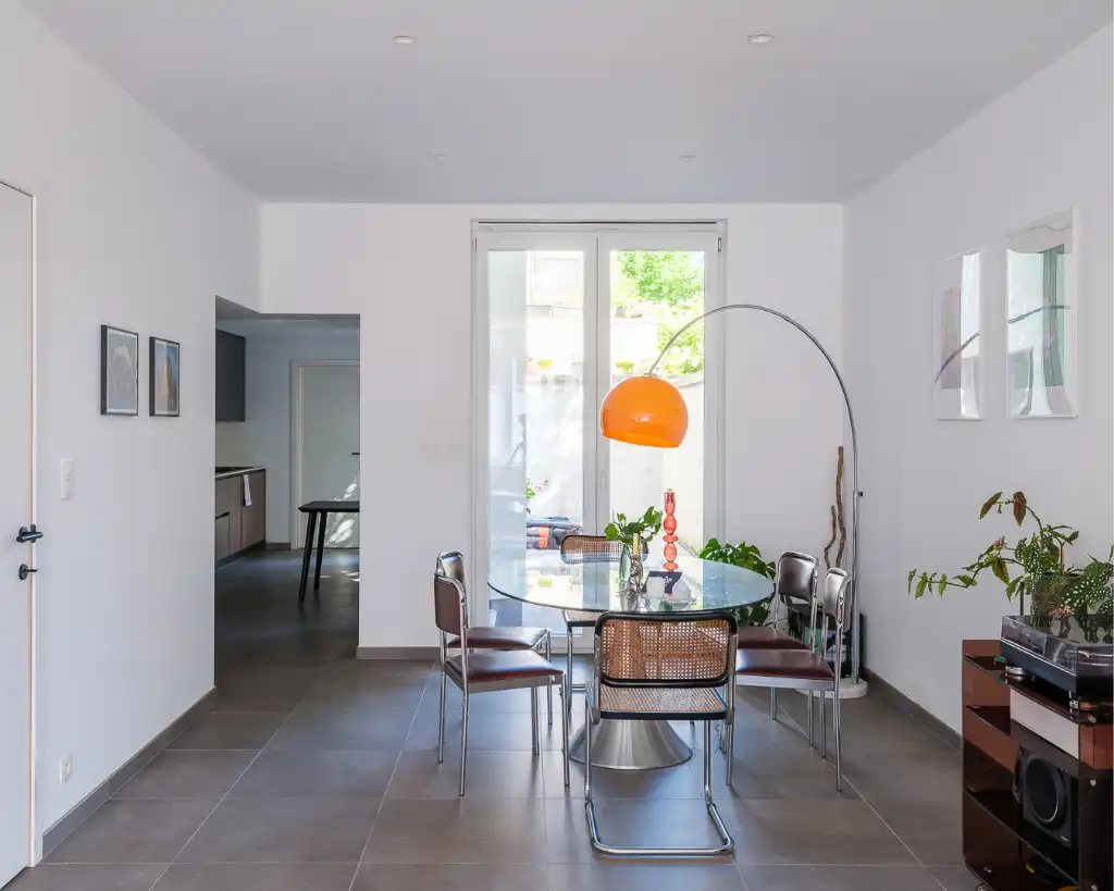 Volledig gerenoveerde interbellumwoning met 4 slaapkamers op wandelafstand van Gent-Sint-Pieters foto 2