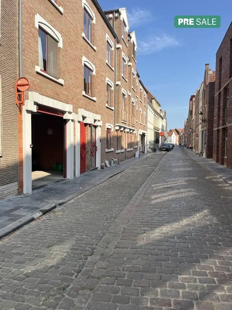 Garagebox te koop in Brugge centrum foto 2