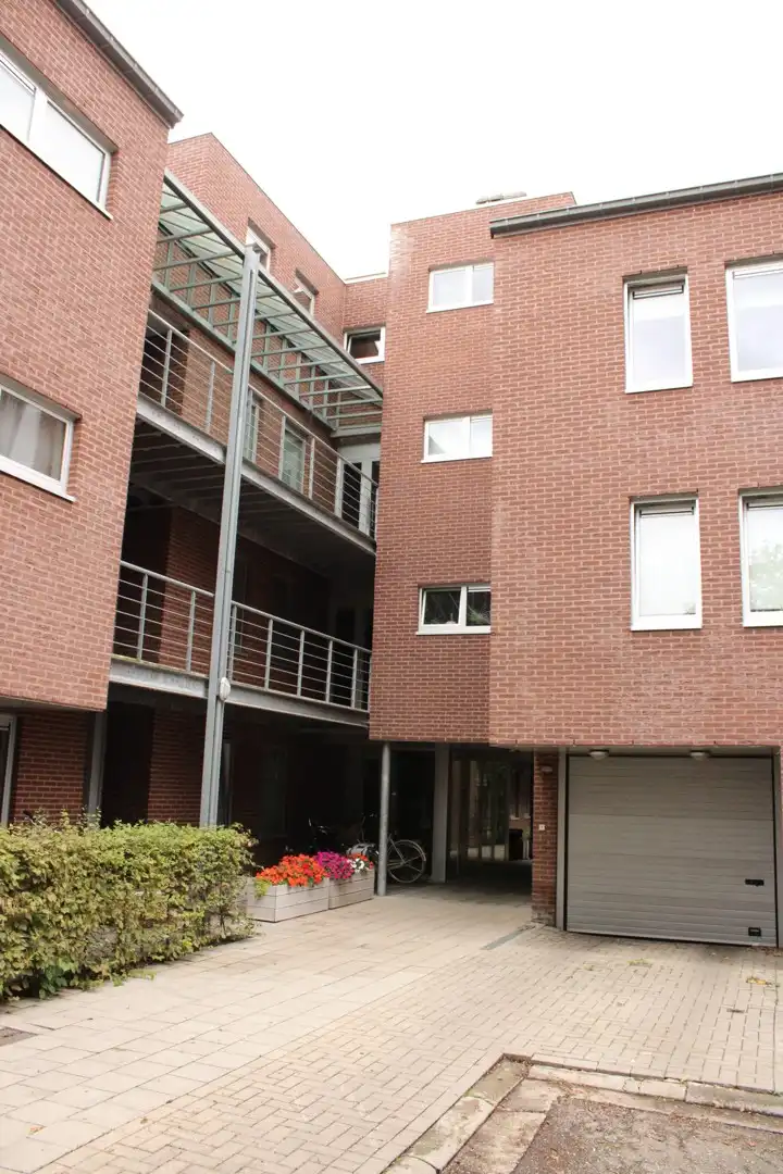 2-slaapkamerappartement in centrum Hasselt foto {{pictureIndex}}