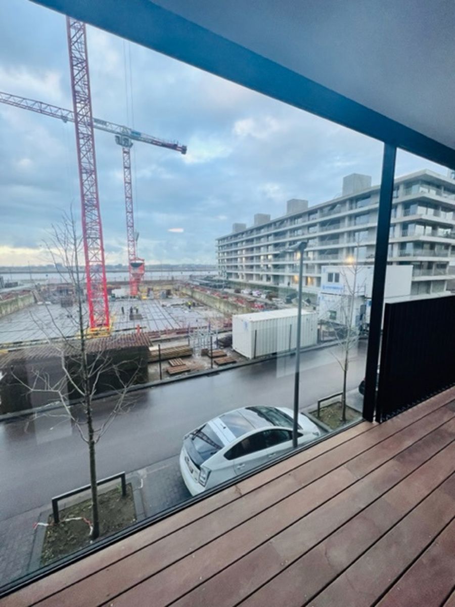 Gezelig lichtrijk gemeubeld 1 kamer appartement foto 6