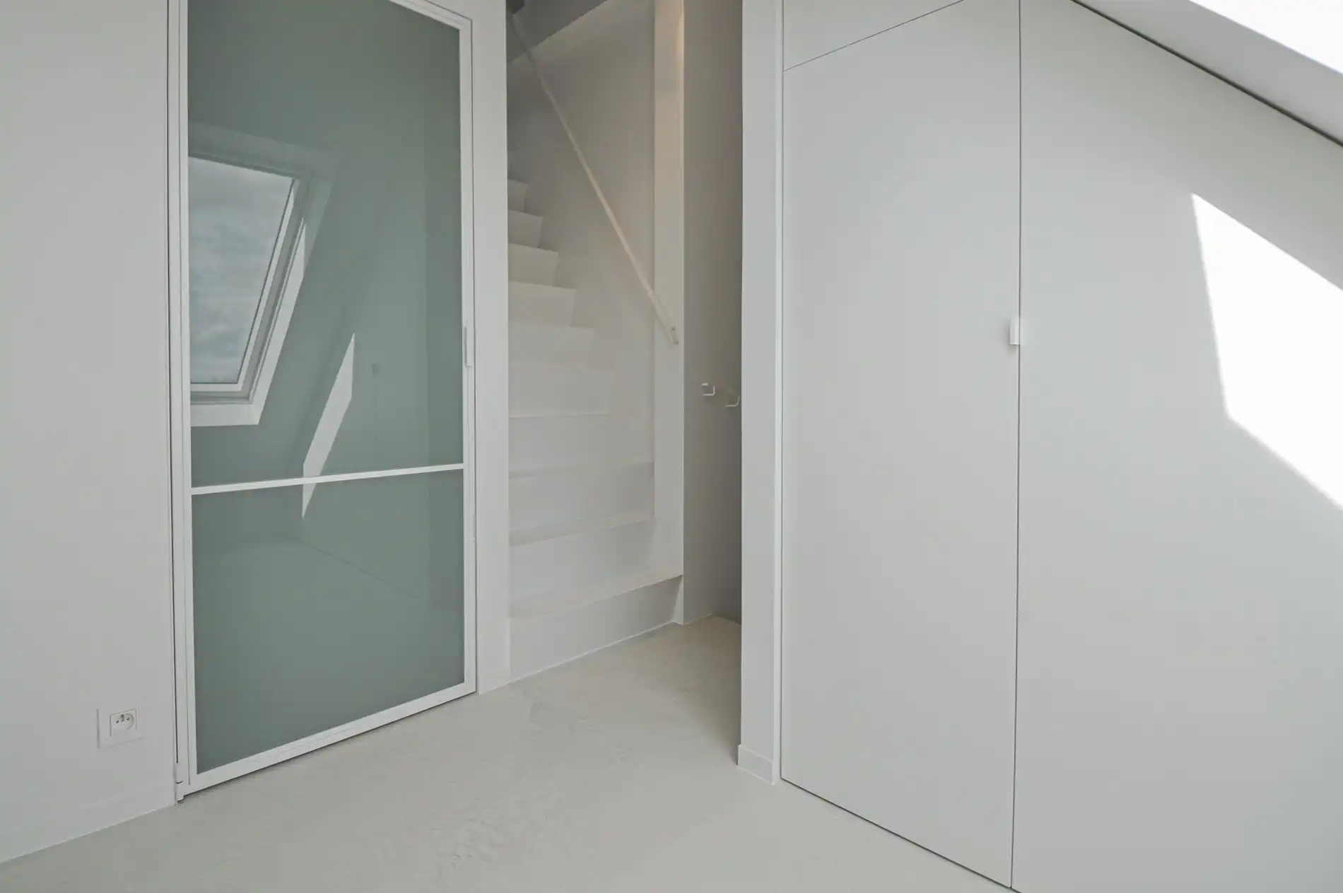 Volledig gerenoveerd appartement met een ruim zonneterras. foto 28