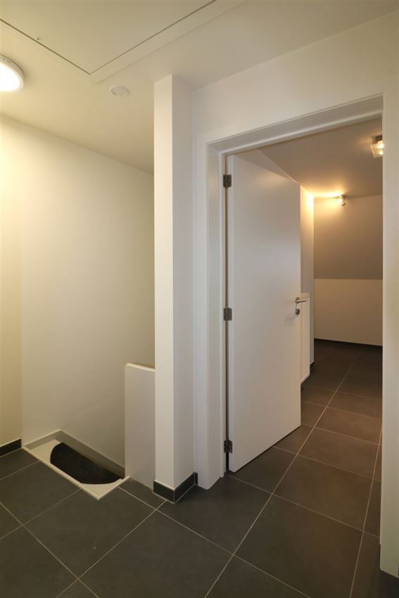 Duplex, 2 slpk. groot terras,n staanplaats, nabij station  foto 26