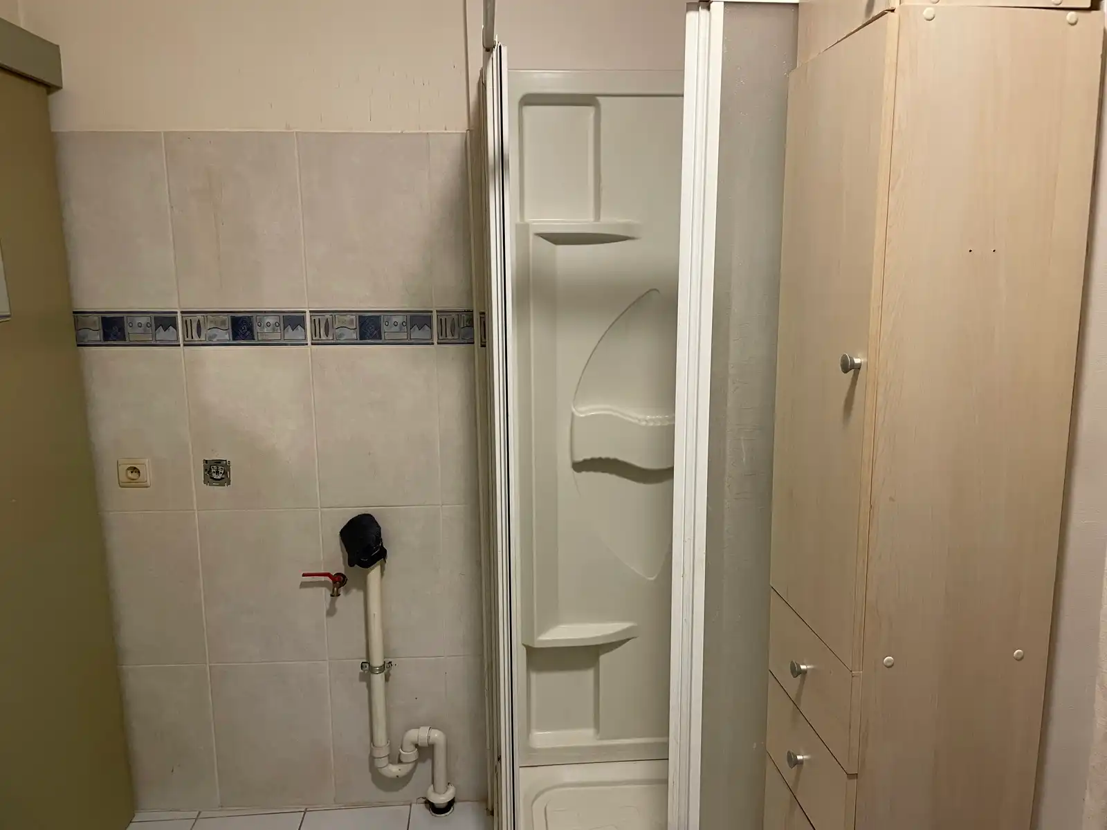 Leemans Immobiliën biedt u deze aangename gelijkvloerse studio aan, gelegen in het hart van het bruisende centrum van Asse. foto 8