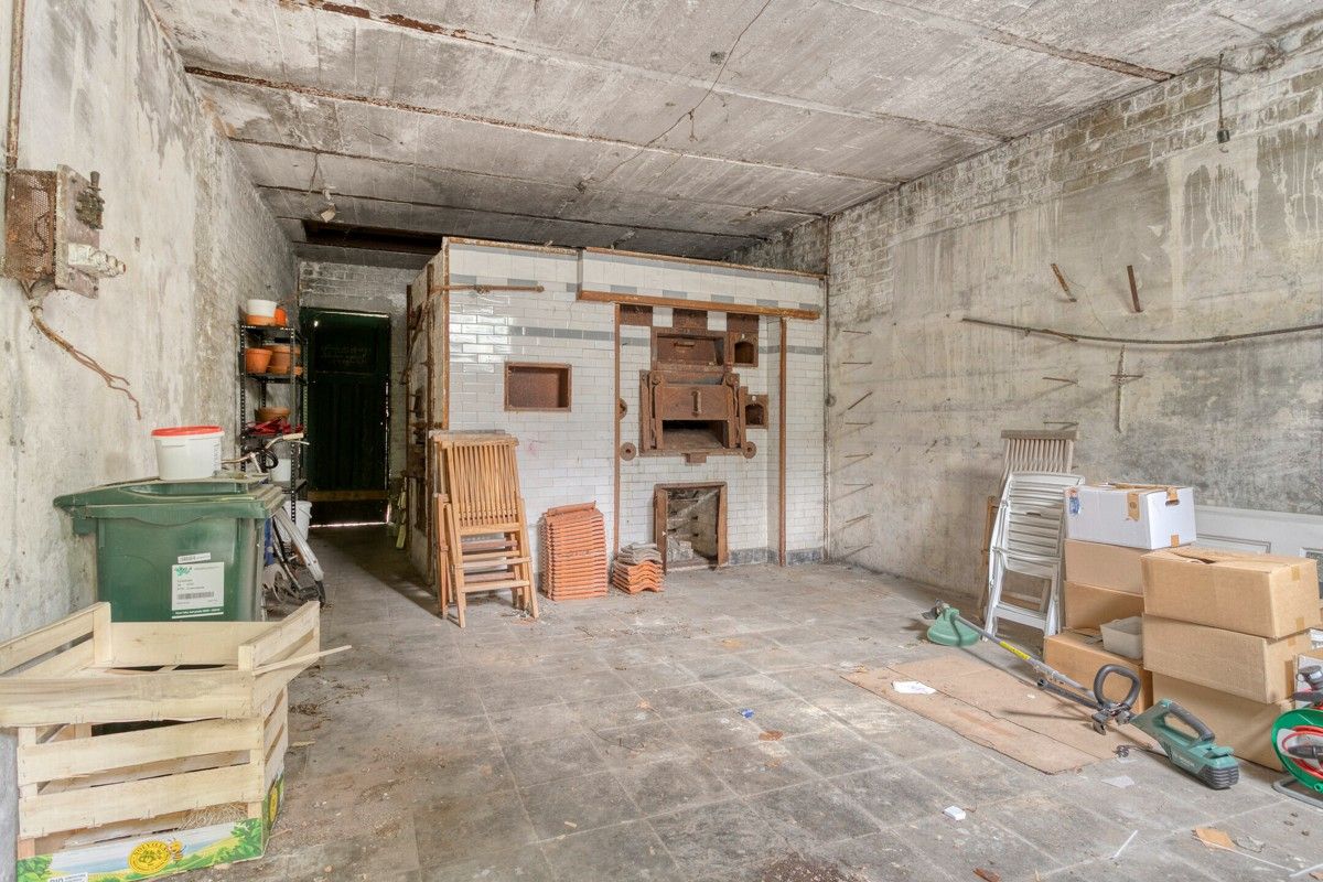Handelspand/woning nabij de Markt van Oudenaarde foto 18