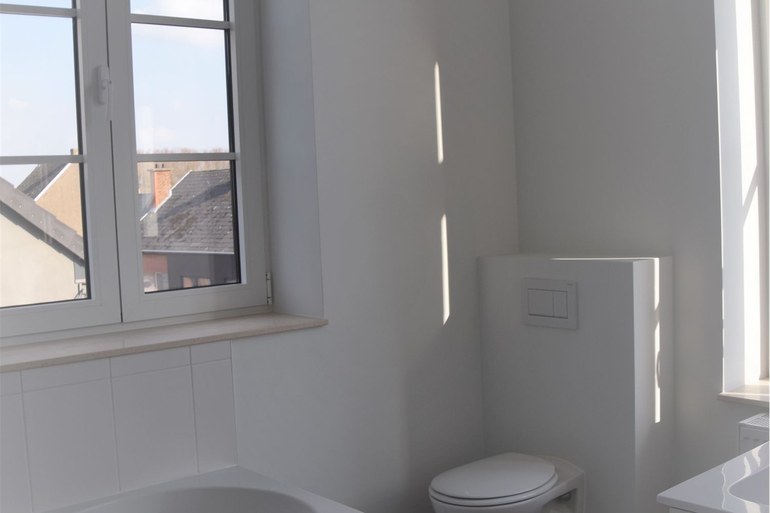 Woning met veel lichtinval! foto 6