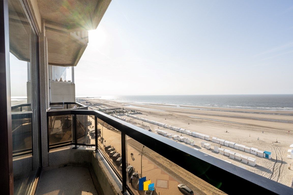 Charmante studio met panoramisch zeezicht foto 18