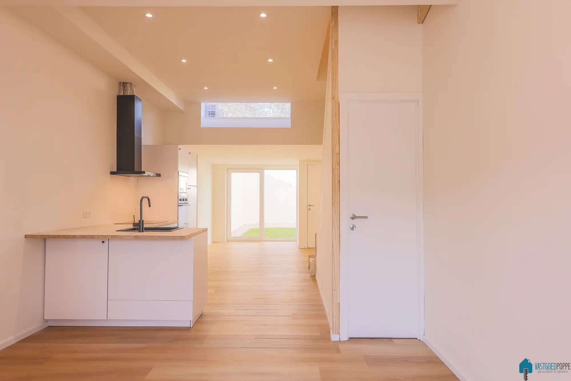 Volledig gerenoveerde stadswoning  foto 7