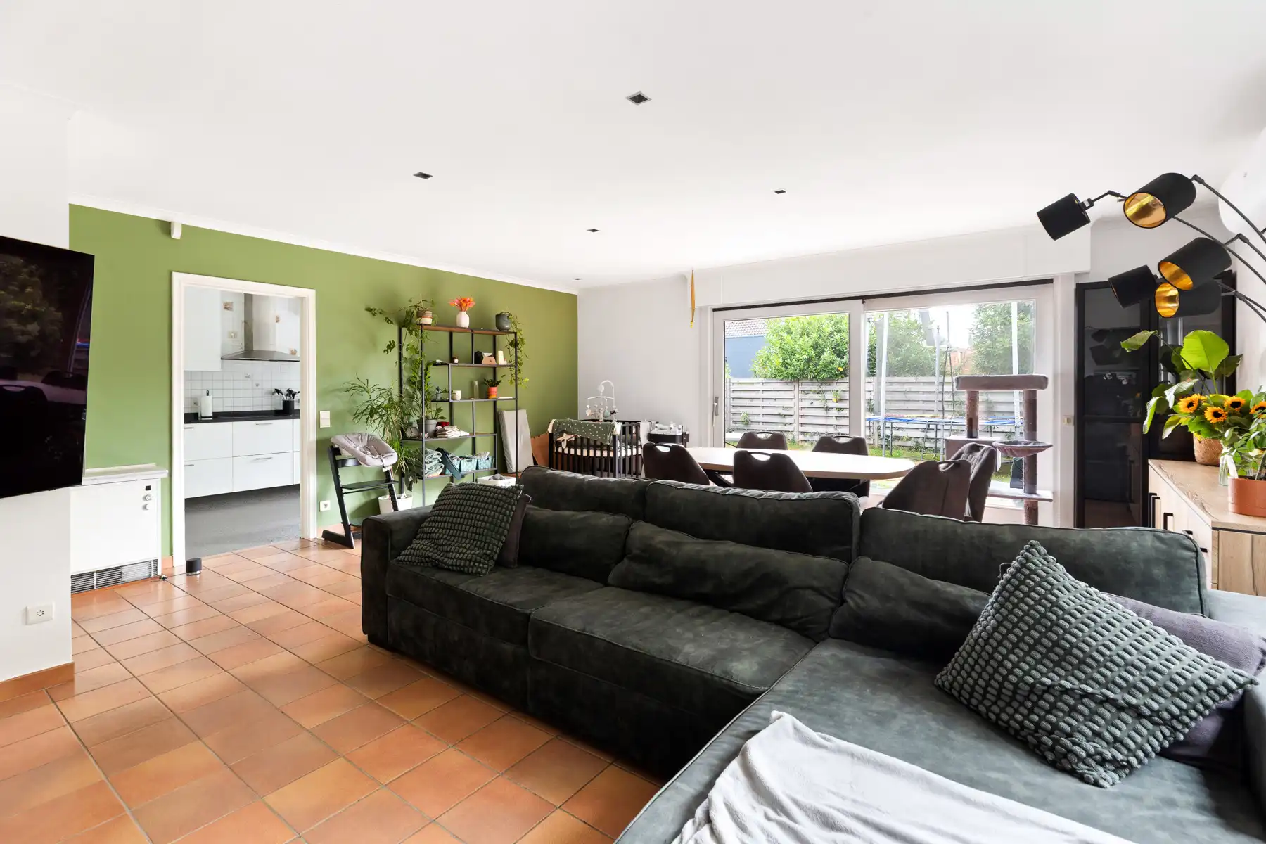 Instapklare woning met tuin in rustige wijk Aartselaar foto 2