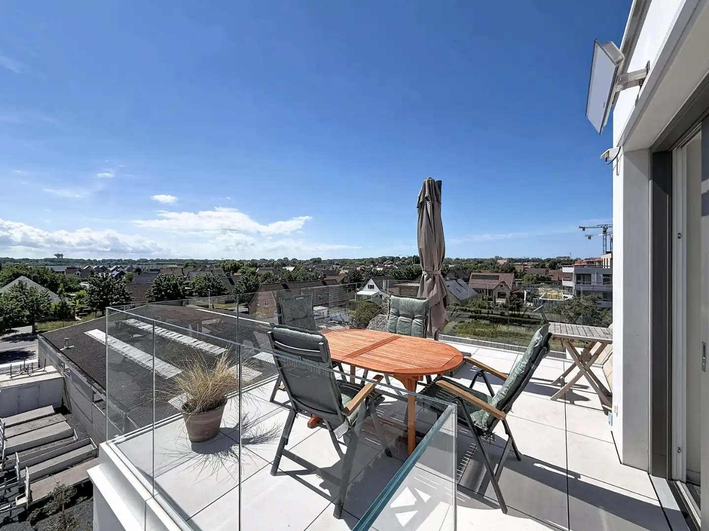 Luxueus duplexappartement met twee terrassen en panoramisch uitzicht nabij de jachthaven foto 9