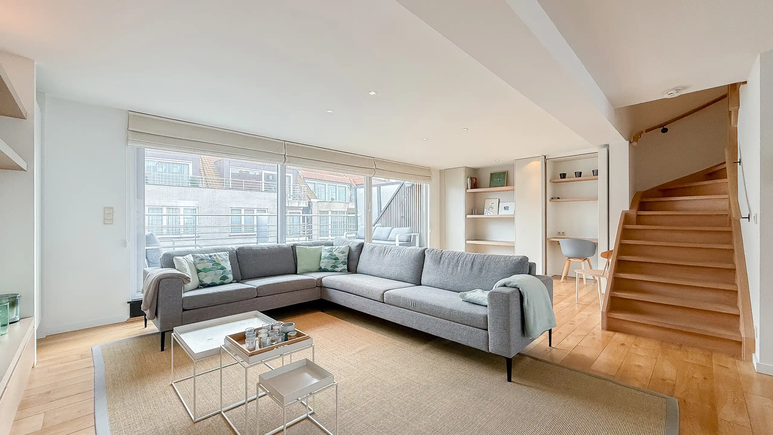 Duplex dakappartement met zonneterrassen nabij Rubensplein foto 5