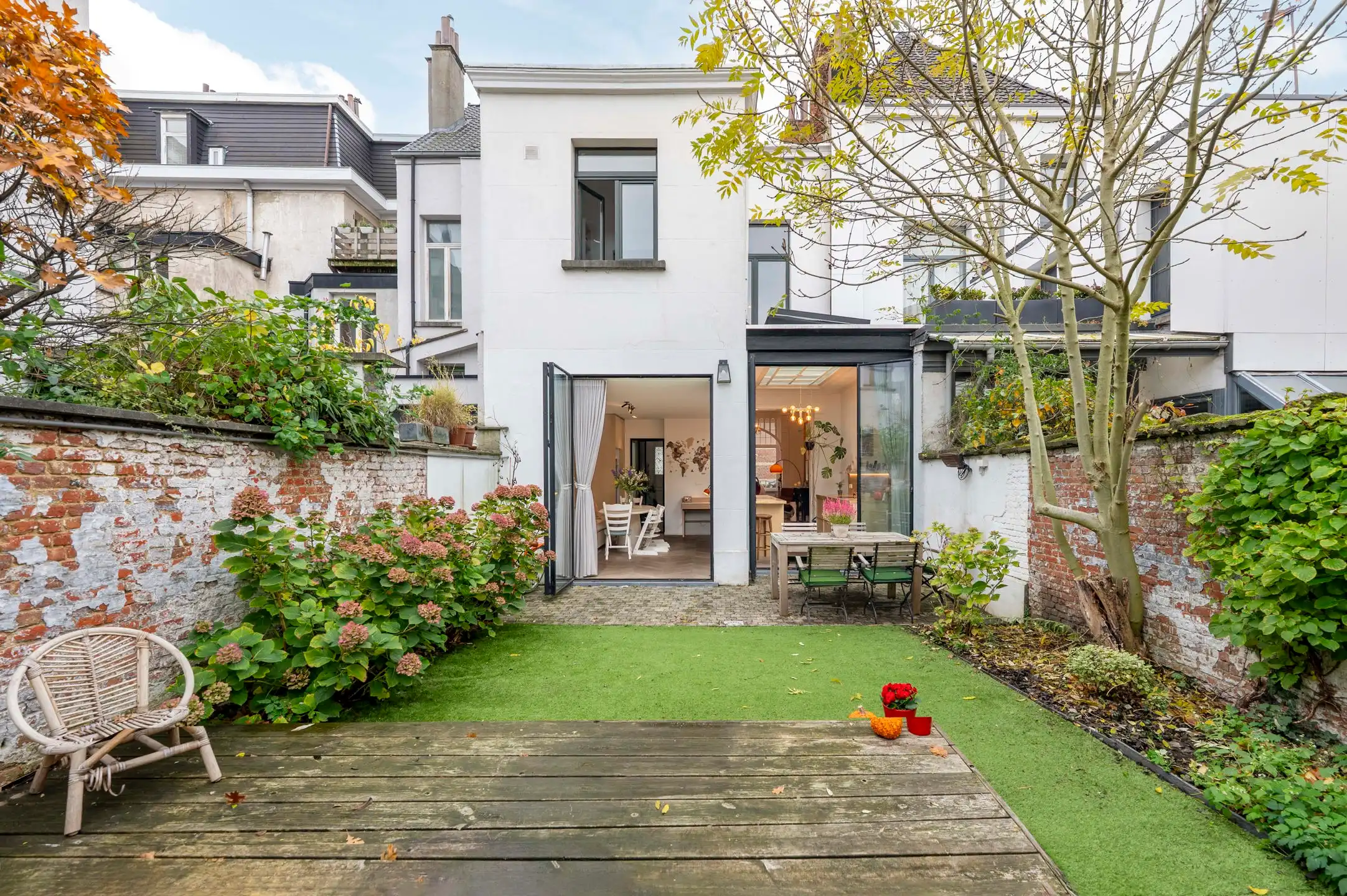 Gerenoveerd herenhuis met tuin aan het hippe Zurenborg  foto 6