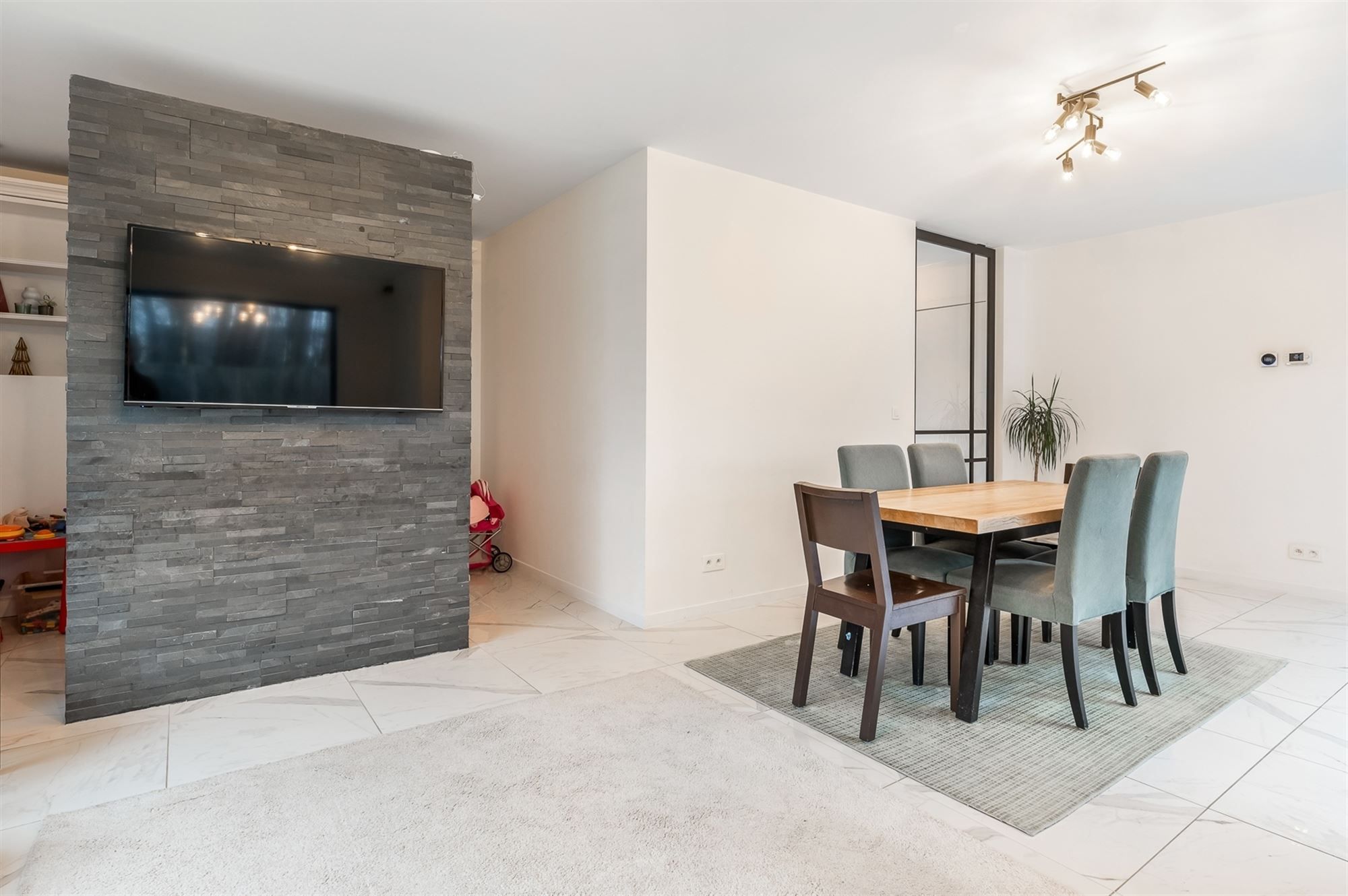 RECENTE, RUIME, ENERGIEZUINIGE WONING MET MOGELIJKHEID TOT APPARTEMENT OP ZOLDERVERDIEPING foto 6