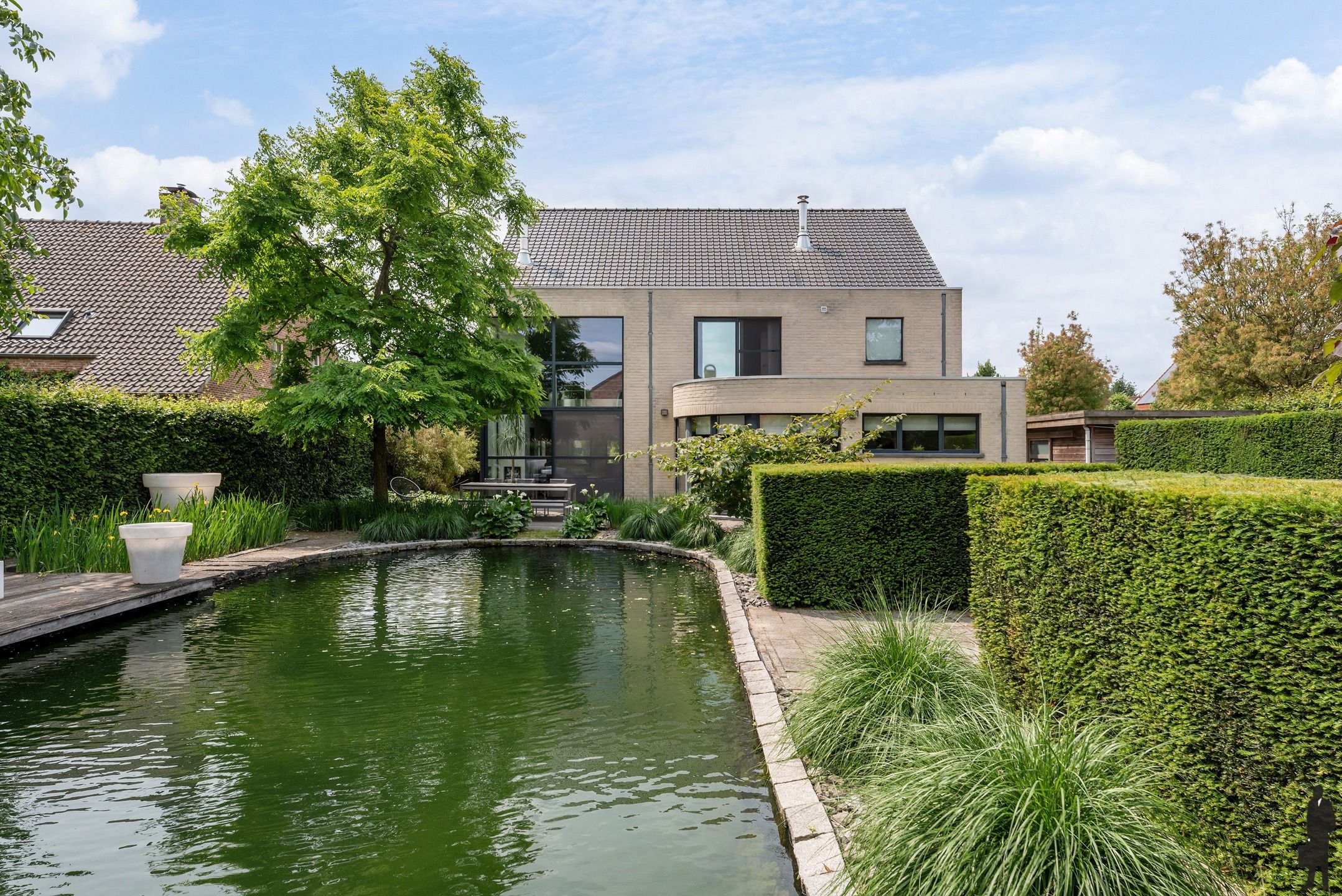Instapklare woning met zwemvijver in Hoogstraten! foto 44