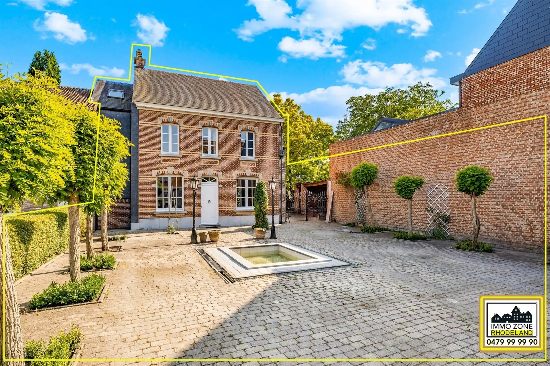 Hoofdfoto van de publicatie: Statige burgerwoning met privaat tuindomein