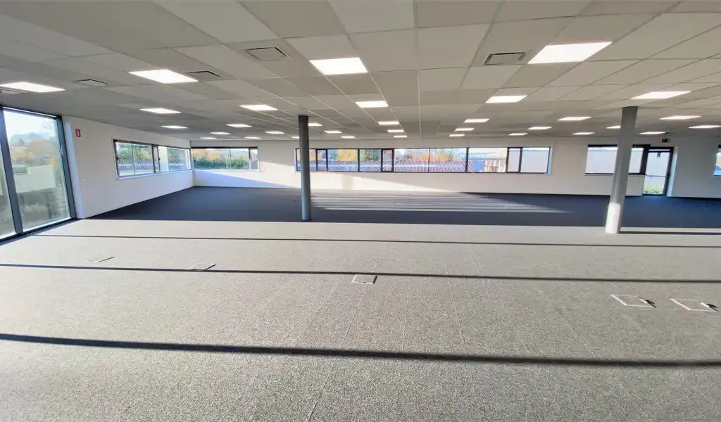 Strategisch gelegen eigentijdse kantoren te huur in Melle foto 2